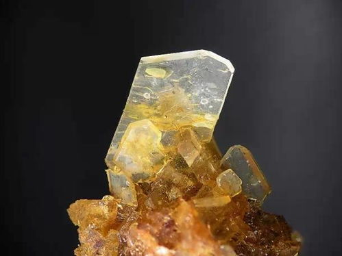 金屬礦石 大自然的藝術杰作與絢麗壁紙